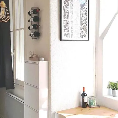 公寓 Joli Studio Refait A Neuf Dans Le Centre Ville De Aux Chartrons